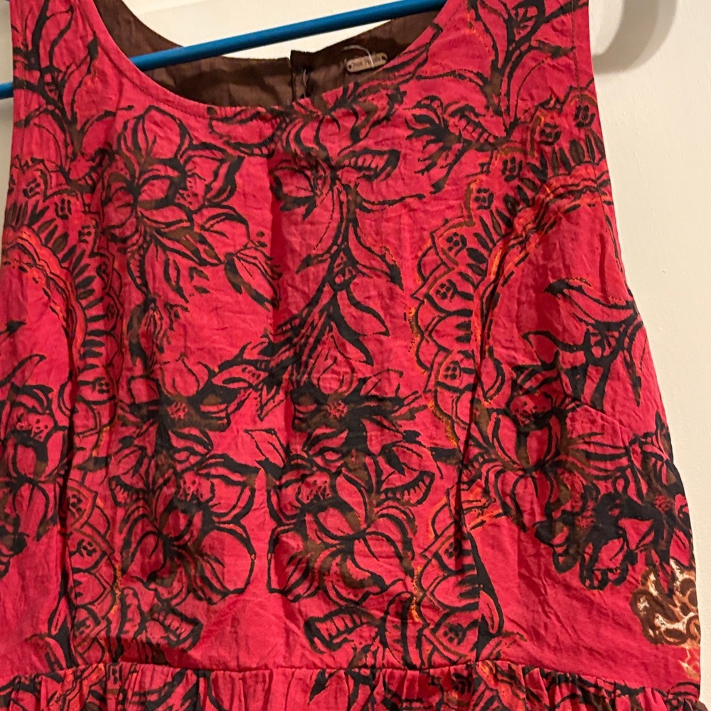 Free People Floral Red and Black w/brown Sleeveless Dress. Size Medium